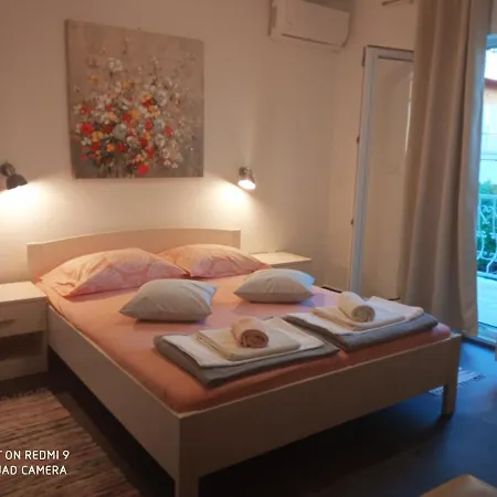Bed and Breakfast Kod Irene 3*