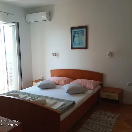 Kod Irene Bed & Breakfast Gradac (Split-Dalmatia)