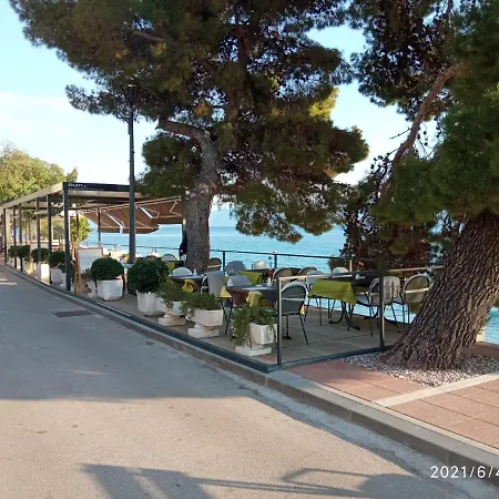 Kod Irene Bed & Breakfast 3*